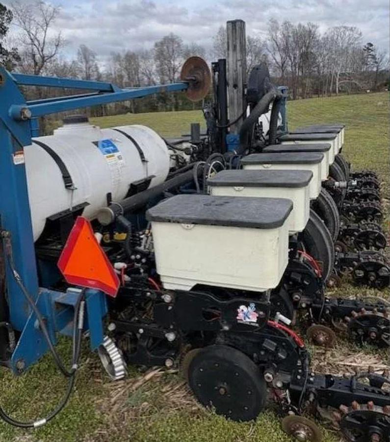 Used 2016 Kinze 3500