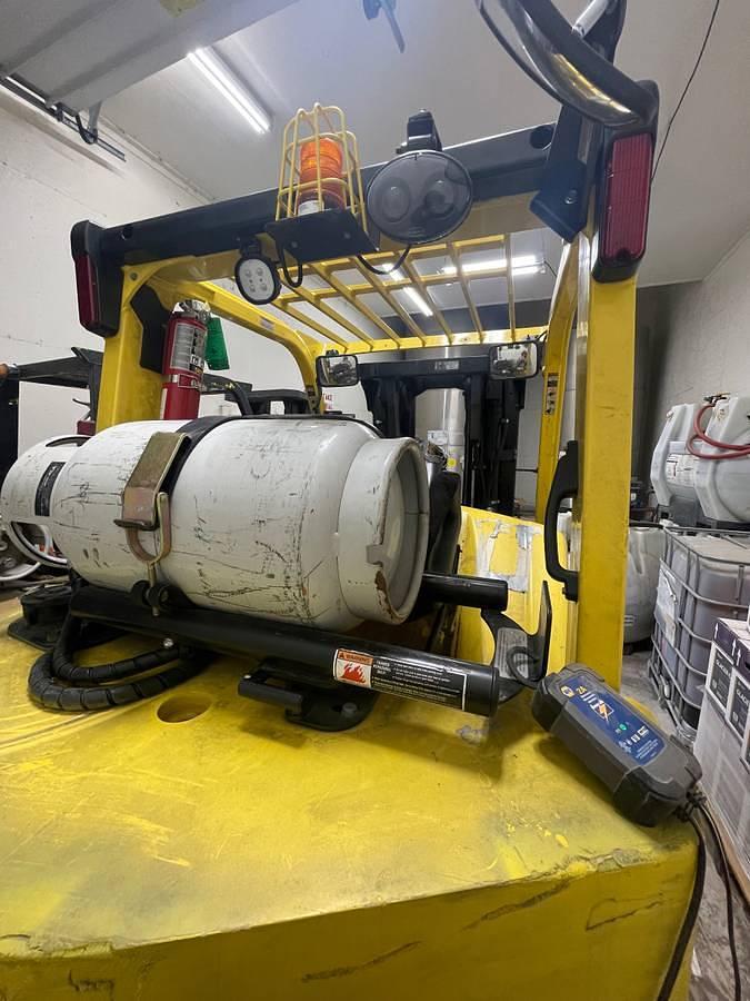 Used 2015 Hyster H80FT Fortis Forklift