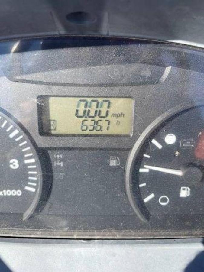 Used 2007 Kubota M7040