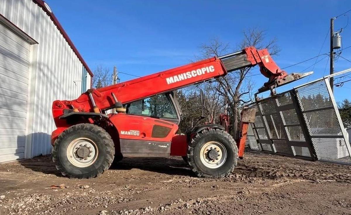 Used 2004 MANITOU MT1745HSLT