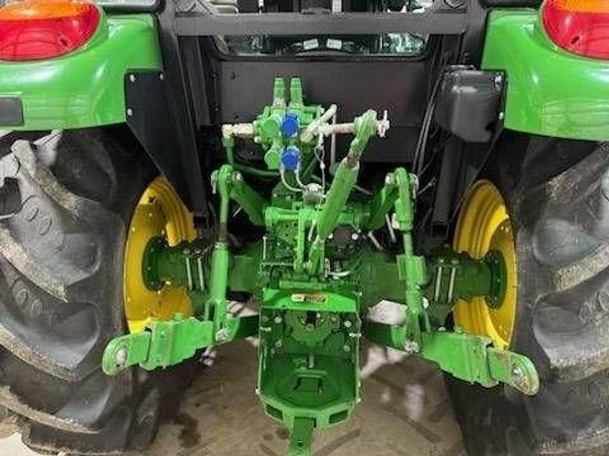 Used 2019 JOHN DEERE 5100E