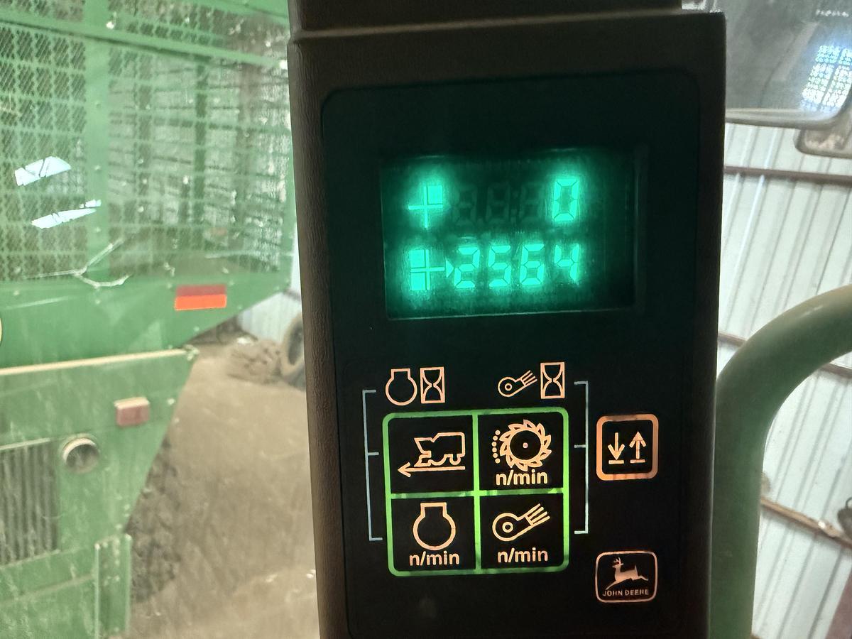 Used 2008 John Deere 7460