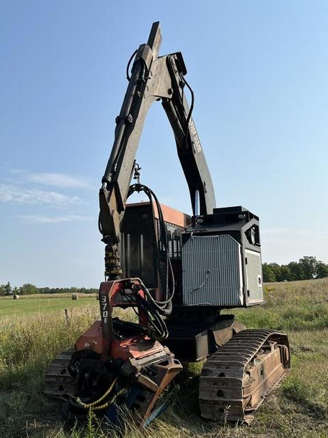 Used 2003 Valmet 530T Harvester w/ 370E Processing Head