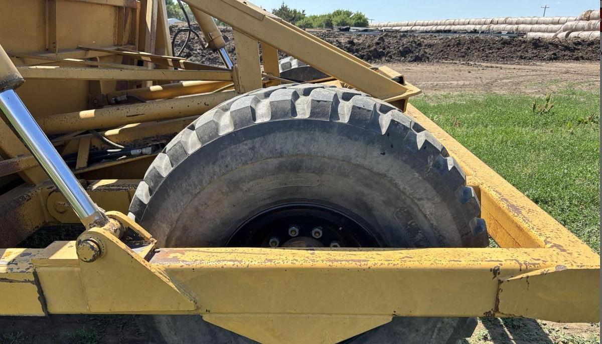 Used 2012 Holcomb 1200 Pull Scraper