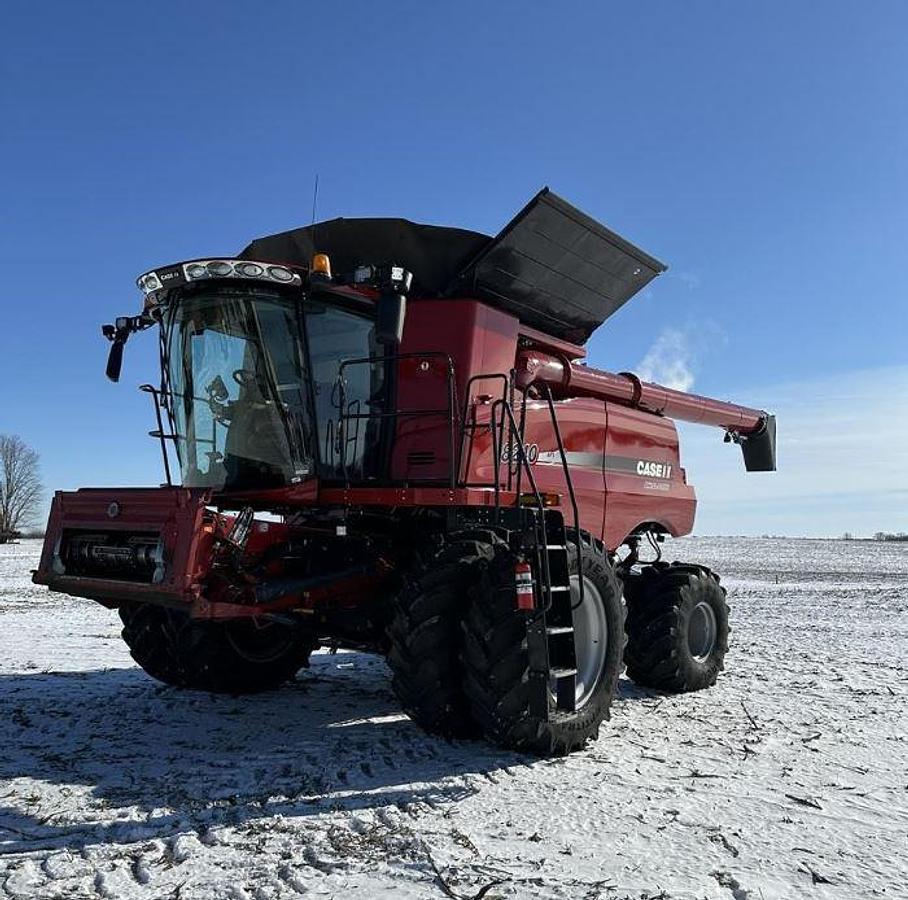 Used 2016 Case IH 8240