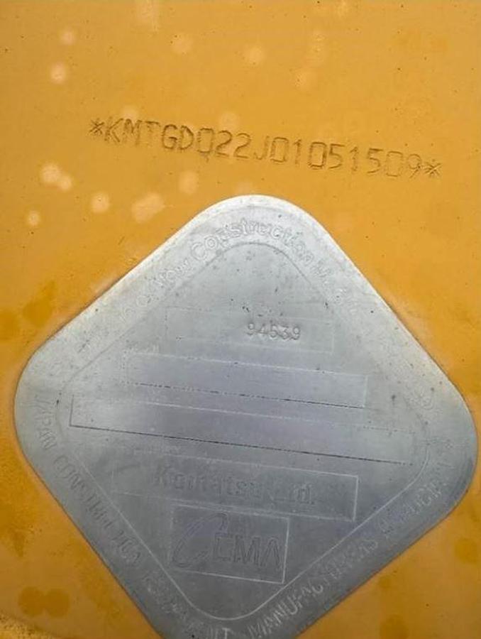 Used 2000 Komatsu GD655 Motor Grader