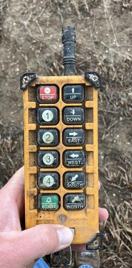 Used 2012 VERMEER V800LEG Hydrovac