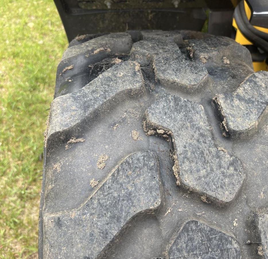 Used 2014 Deere 244J