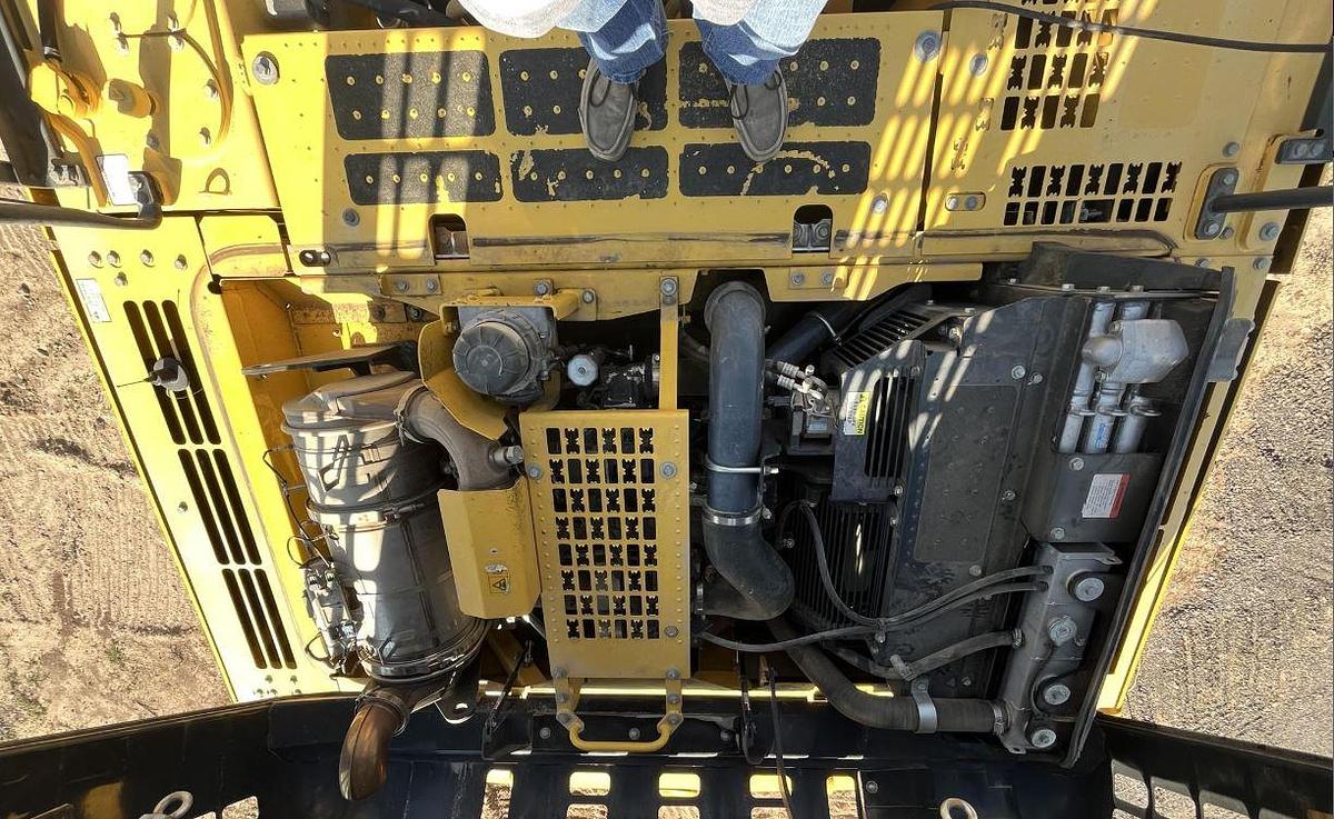 Used 2014 KOMATSU PC360LC-10