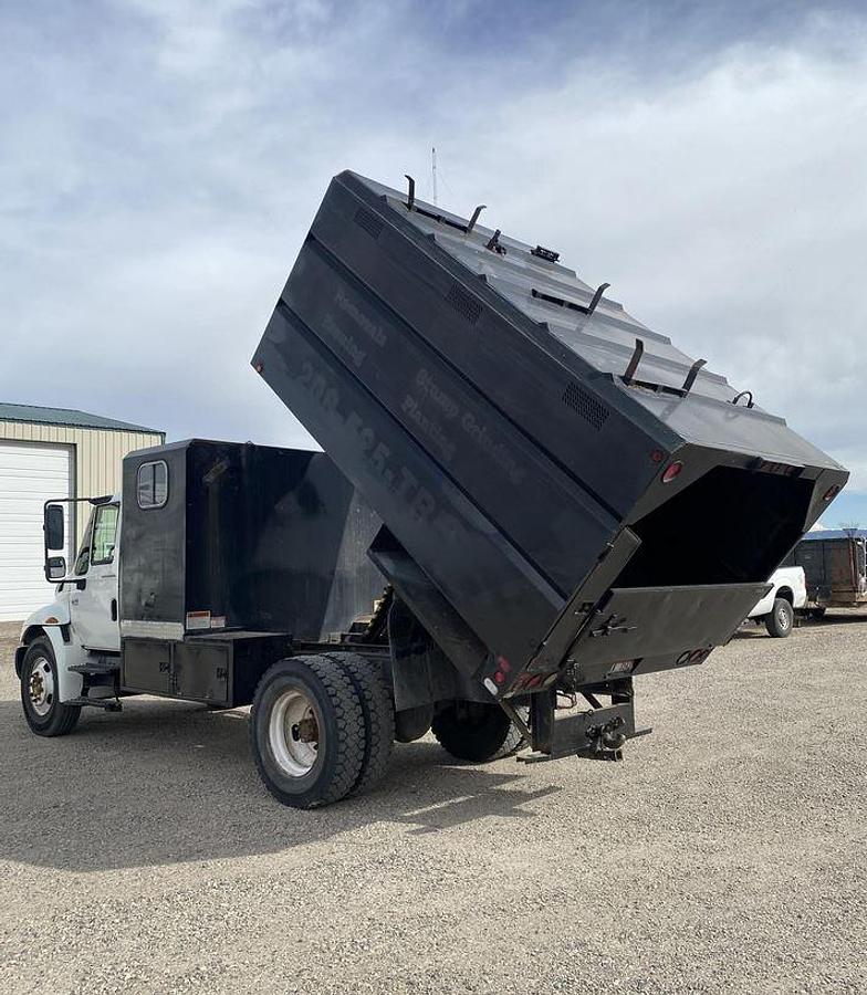 Used 2007 INTERNATIONAL DURASTAR 4300