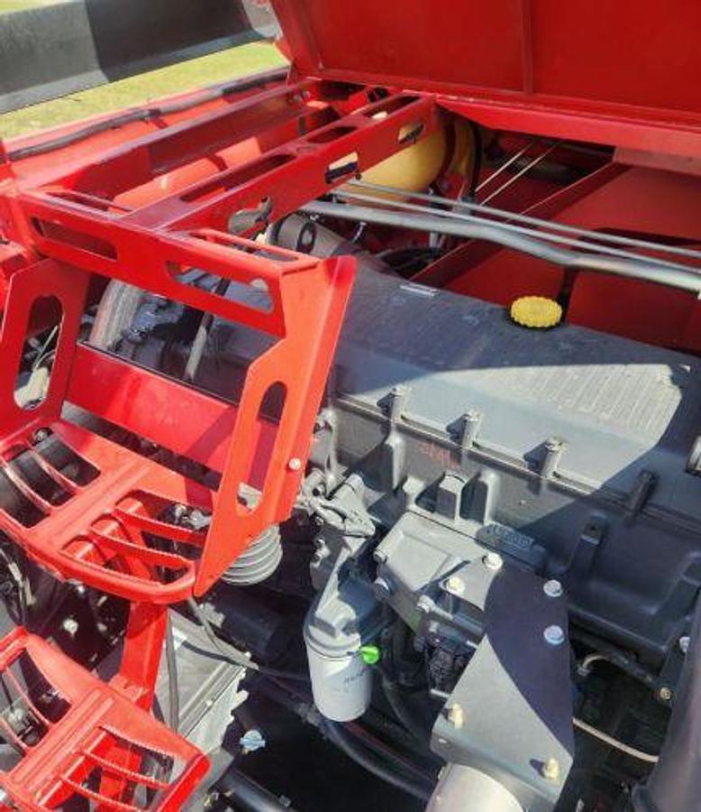 Used 2014 Case IH 8230