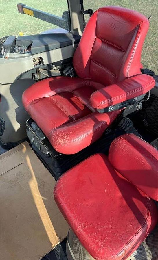 Used 2011 CASE IH MAGNUM 340 Tractor