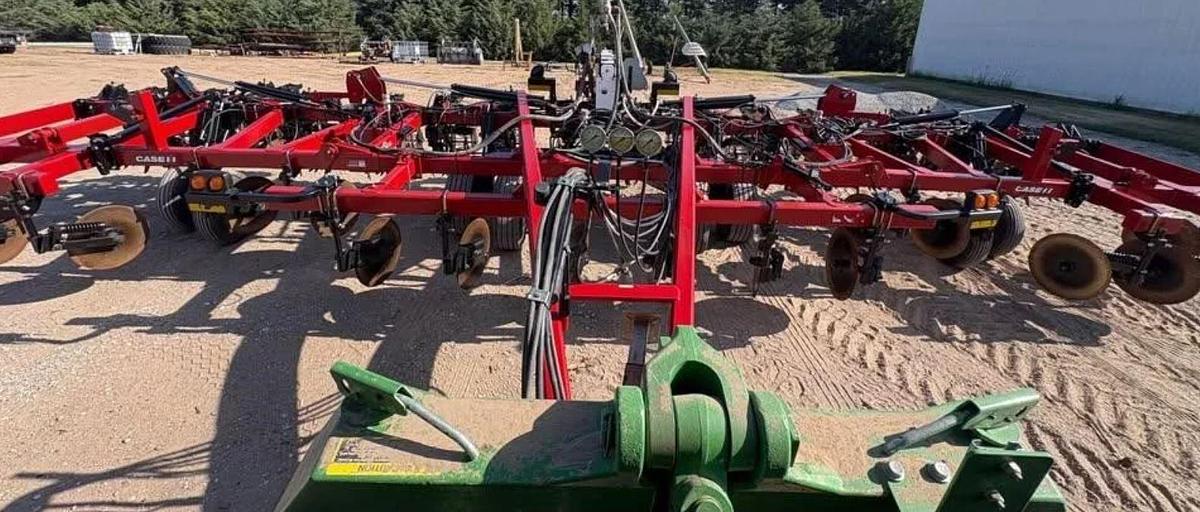 Used 2014 Case IH Nutri-Tiller 950 – 16-Row 30" Strip-Till – Raven AccuFlow – John Deere Rate Controller