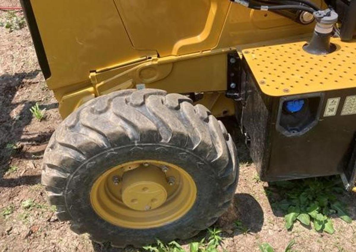 Used 2023 Caterpillar 420 XE Backhoe Loader