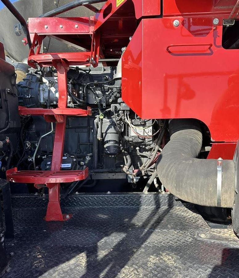 Used 2016 Case IH 8240