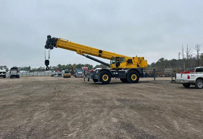 2008 Grove RT890E