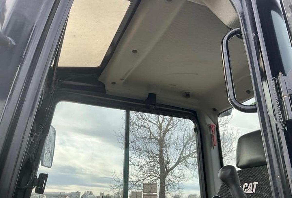 Used 2019 Caterpillar 305E2 Mini Hydro Excavator