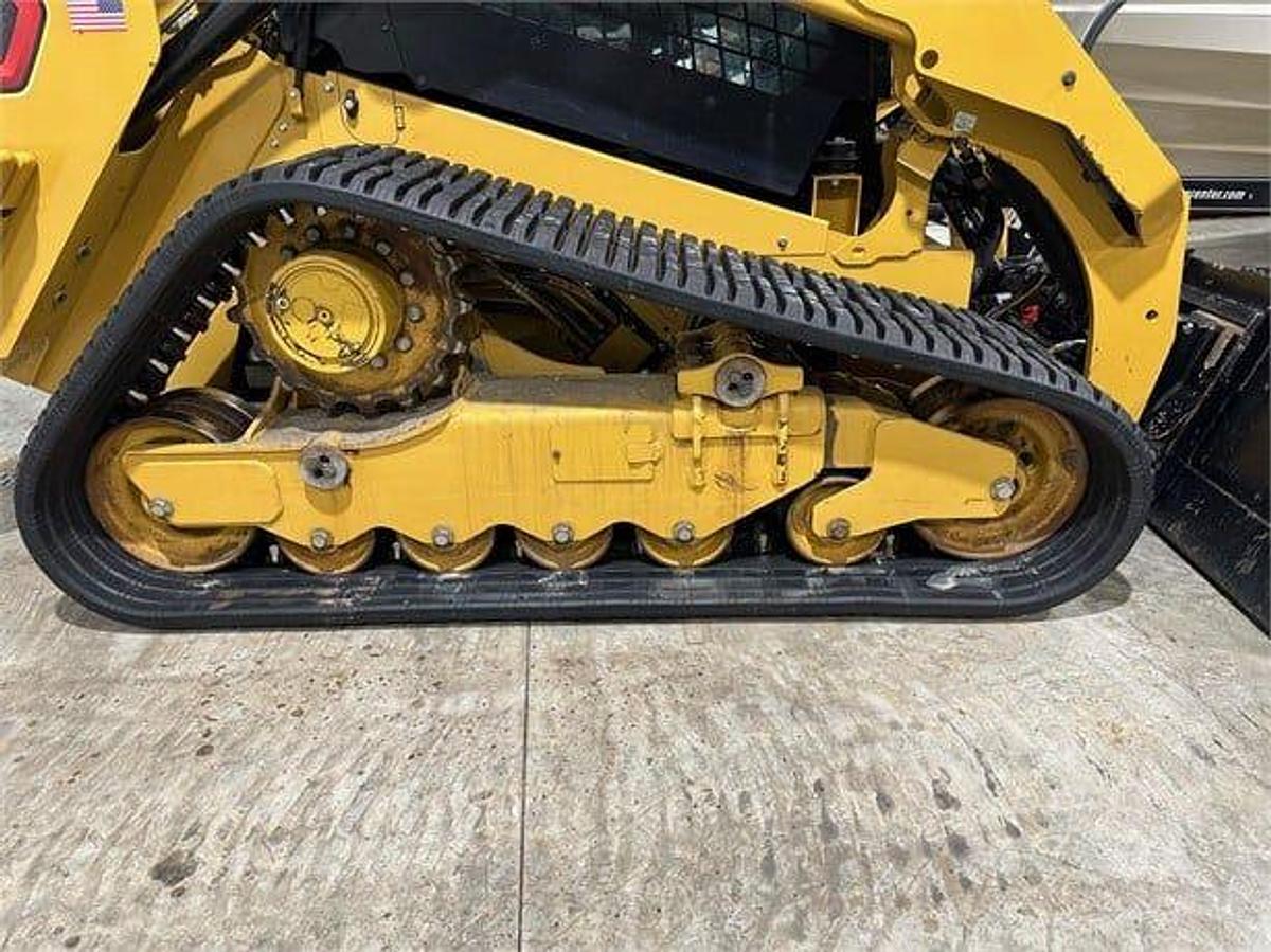 Used 2021 CATERPILLAR 289 D3