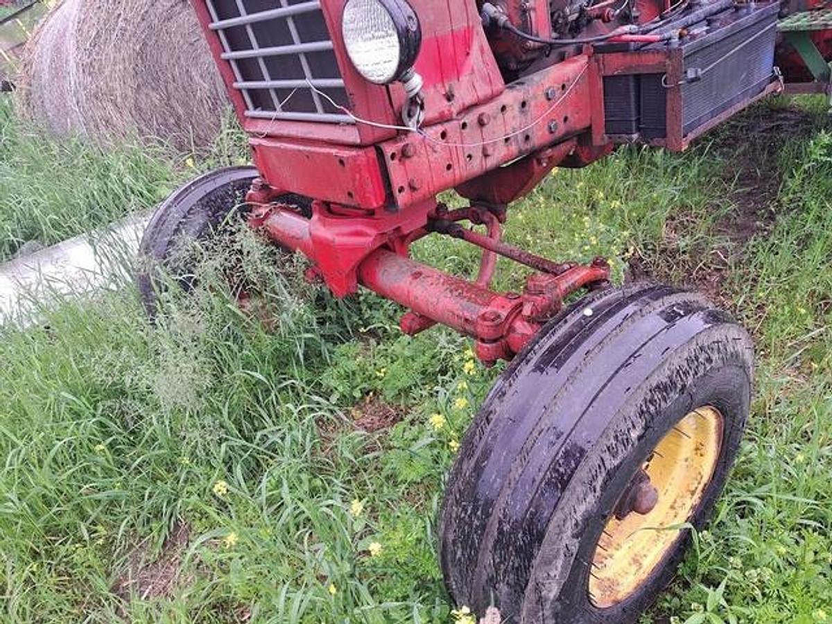 Used 1971 International 826