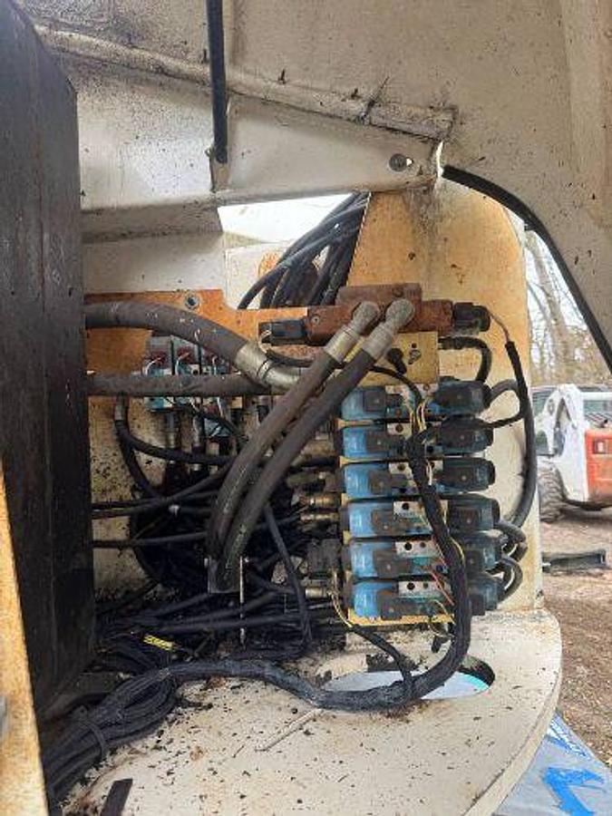 Used 1999 TEREX TA64 Boom Lift