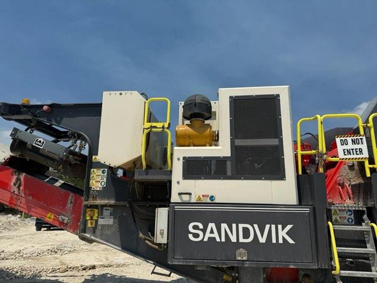 Used 2022 Sandvik Jaw Crusher