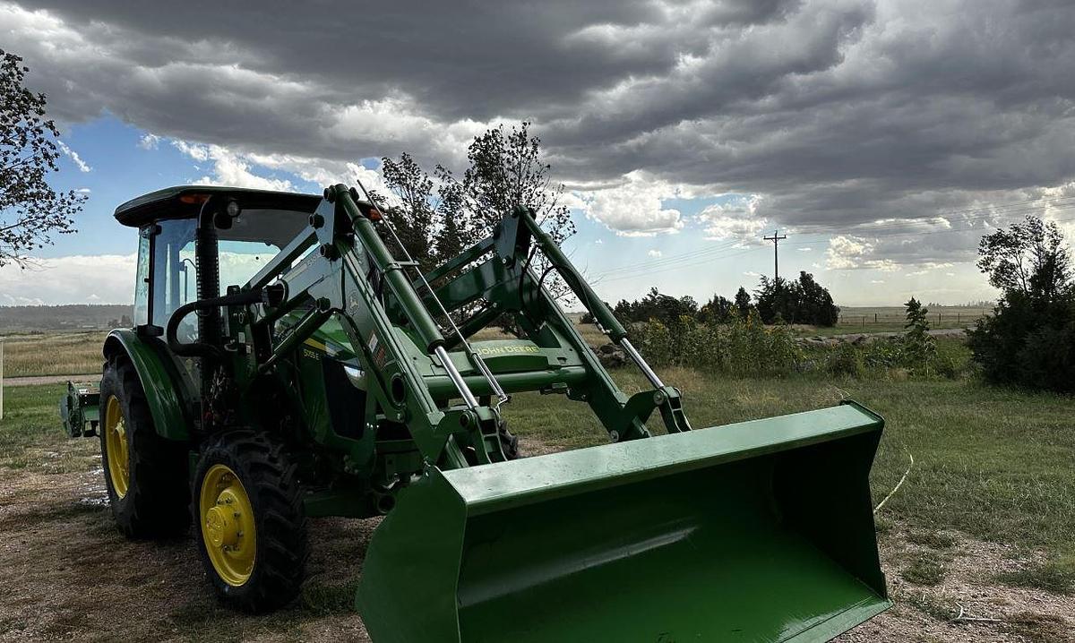 Used 2022 John Deere 5055E Tractor