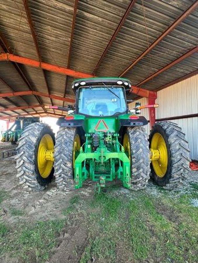 Used 2018 JOHN DEERE 8320R