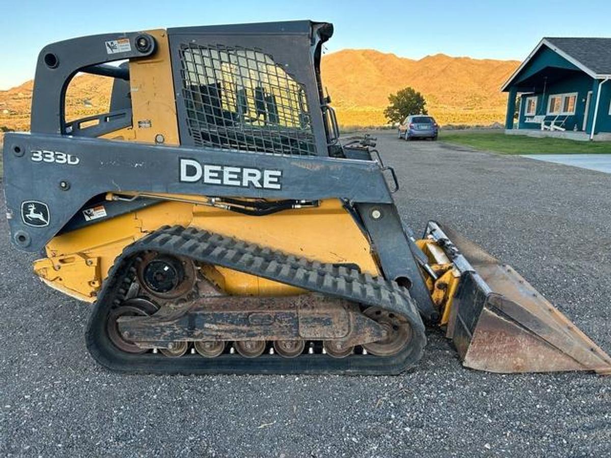 Used 2010 John Deere CT333D Skid Steer Loader