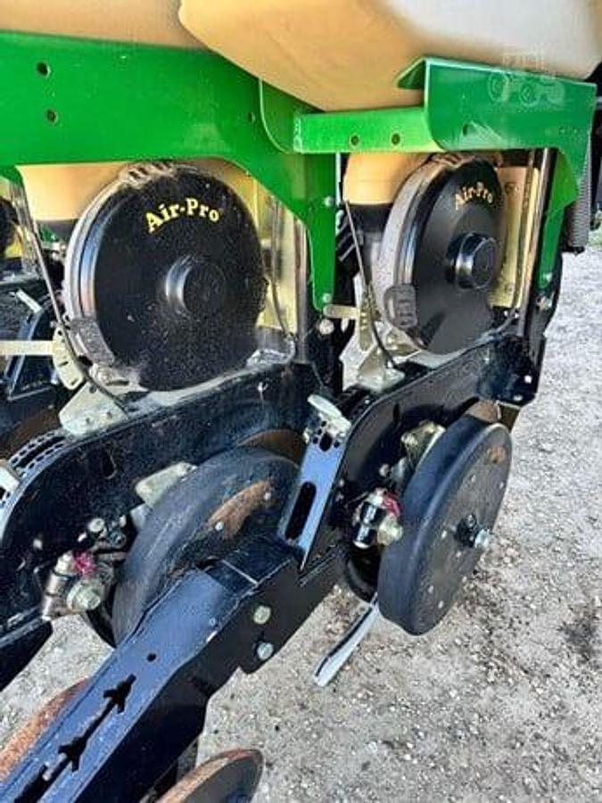 Used Great Plains 3P4025AH 12R36″-38″ Planter