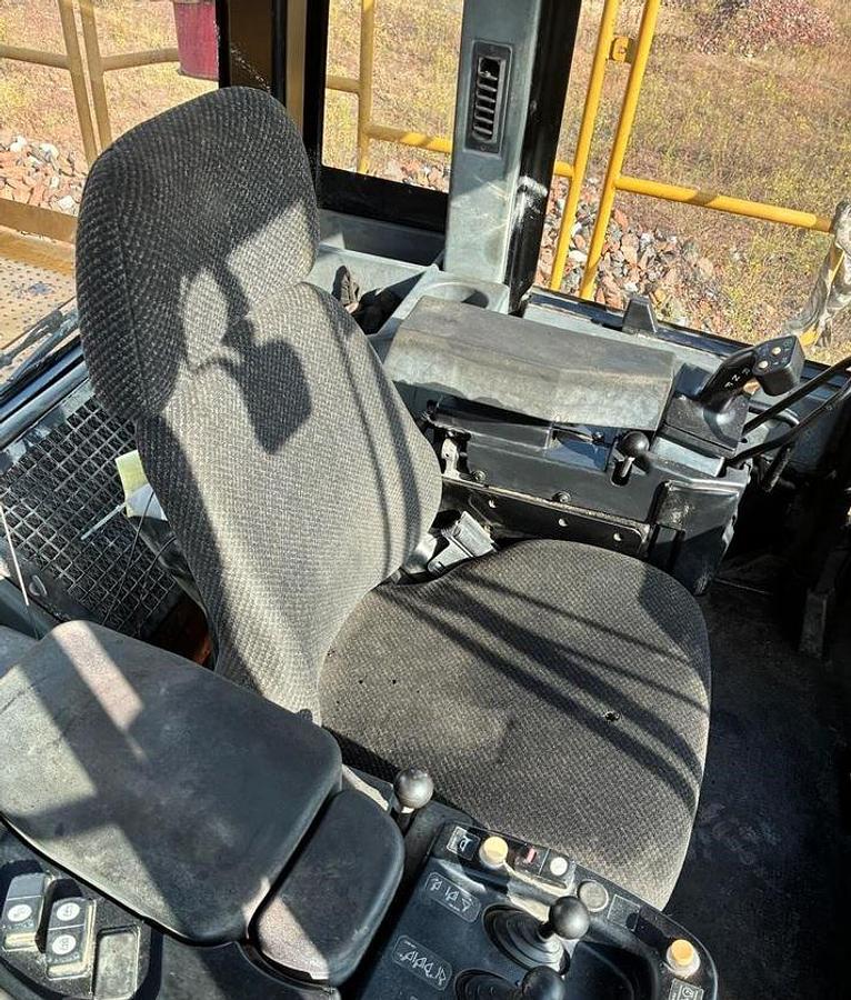 Used 2011 CATERPILLAR 988H Wheel Loader