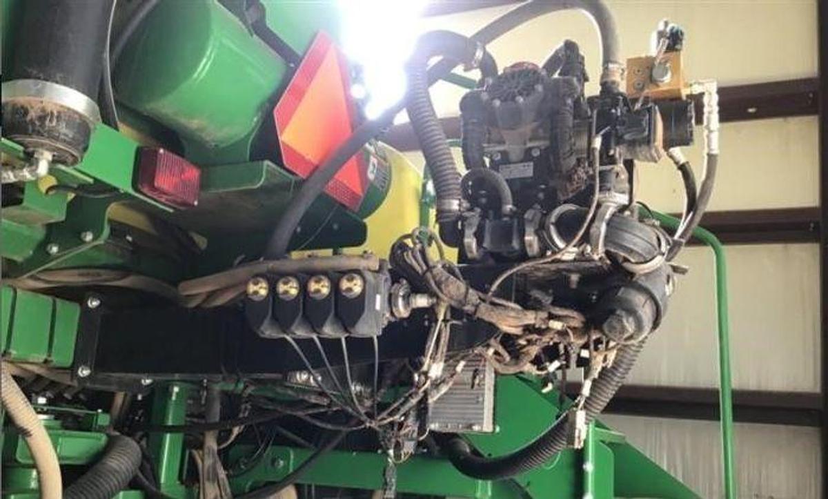 Used 2020 JOHN DEERE DB60
