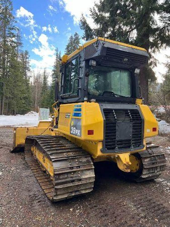 Used 2015 Komatsu D39PX-23