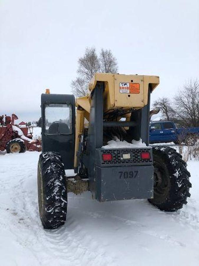 Used 2012 Gehl RS 8-42 Telehandler