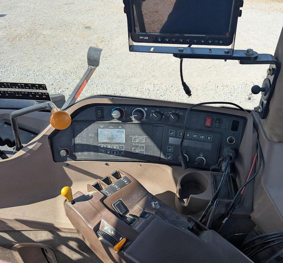 Used 2001 JOHN DEERE 9400 Tractor