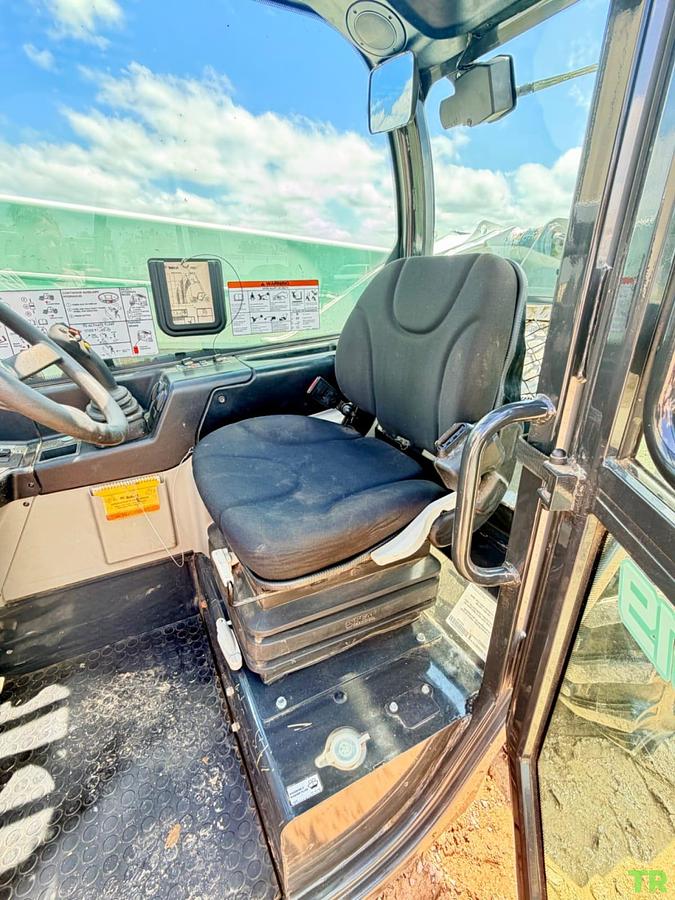 Used 2021 Bobcat V519