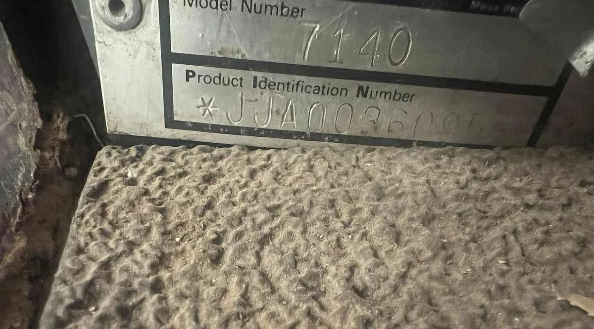 Used 1991 CASE IH 7140 Tractor