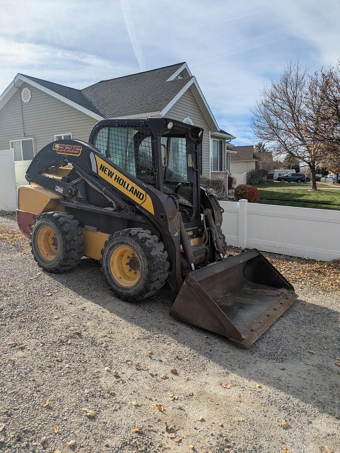 Used 2011 New Holand L225 Skid Steer