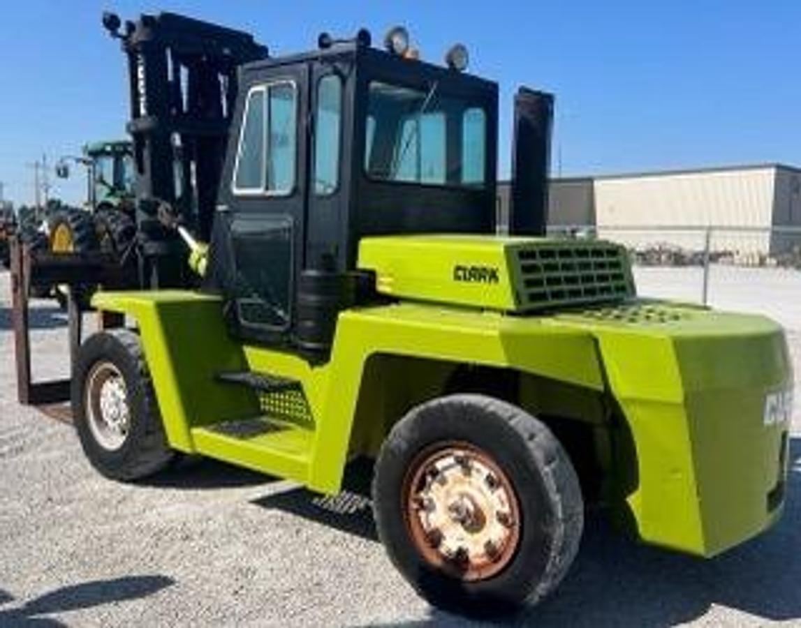 Used 1984 Clark Forklift