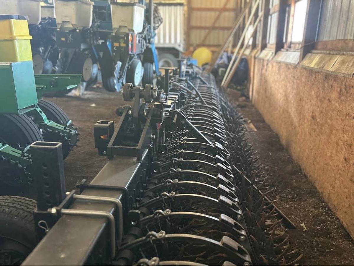 Used 2018 Yetter 3530 Rotary Hoe