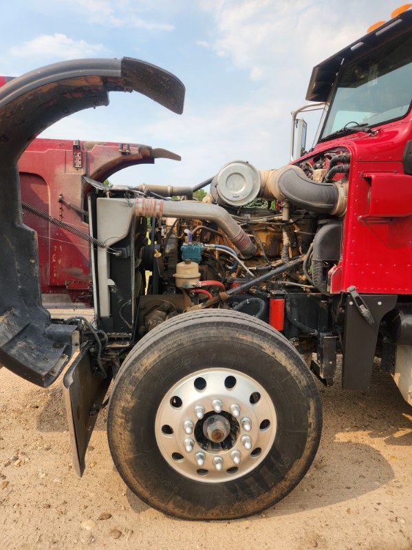 Used Peterbilt Daycab