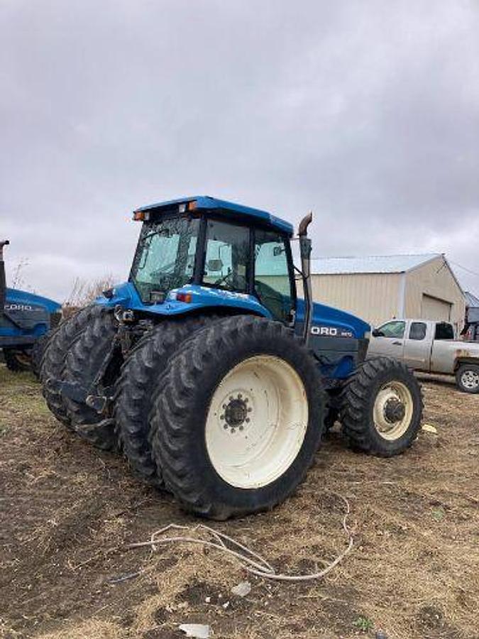 Used 1996 Ford 8970 Tractor