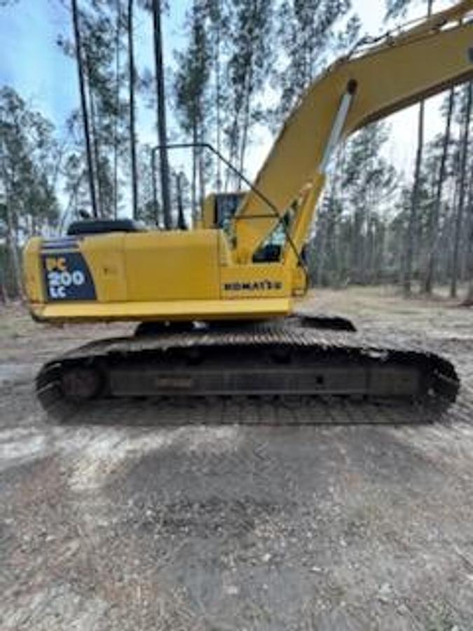 Used 2009 KOMATSU PC-200 Excavator