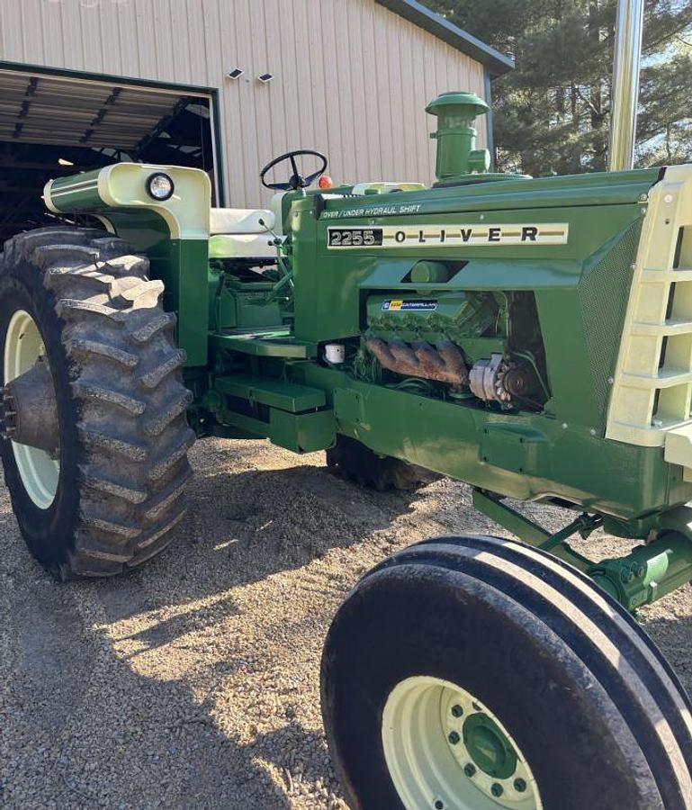 Used 1973 OLIVER 2255 Tractor