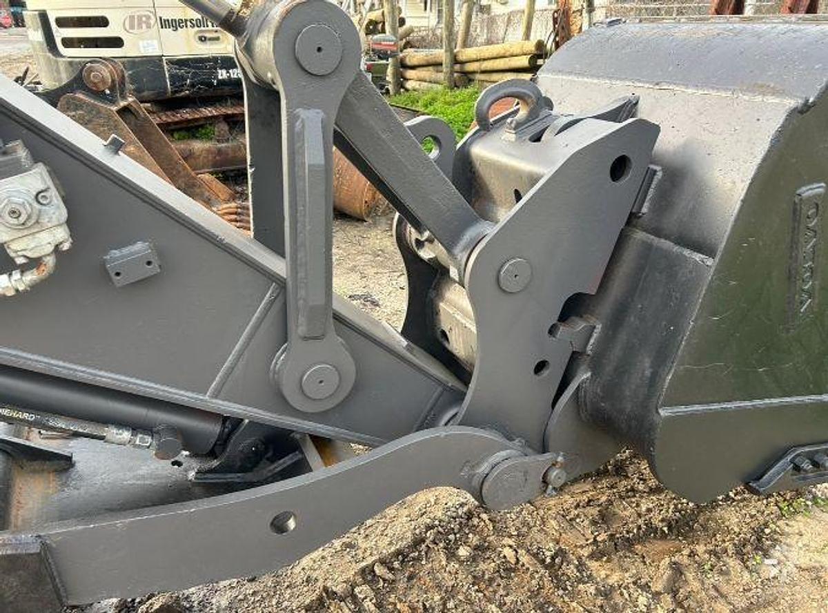 Used 2015 Volvo EC160E