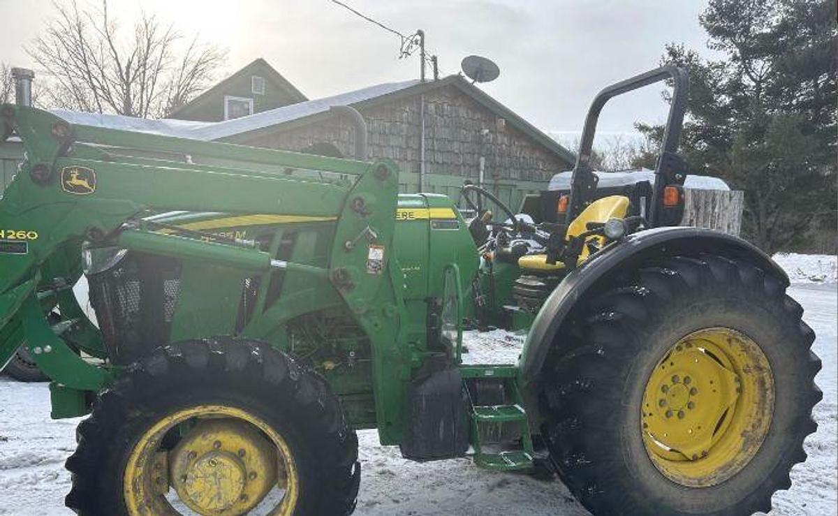Used 2012 JOHN DEERE 5085m