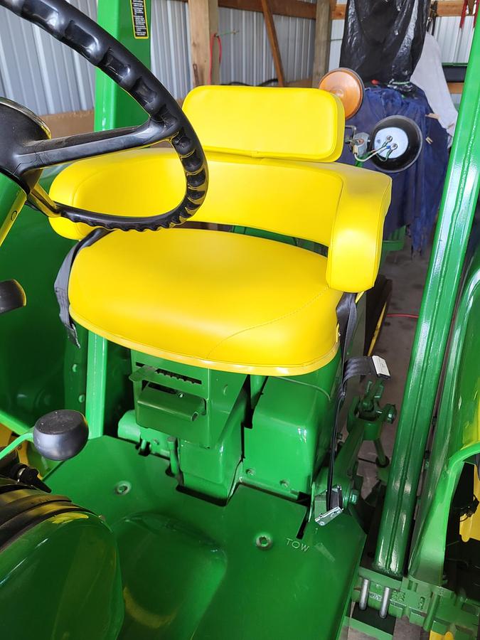 Used 1964 John Deere 4020