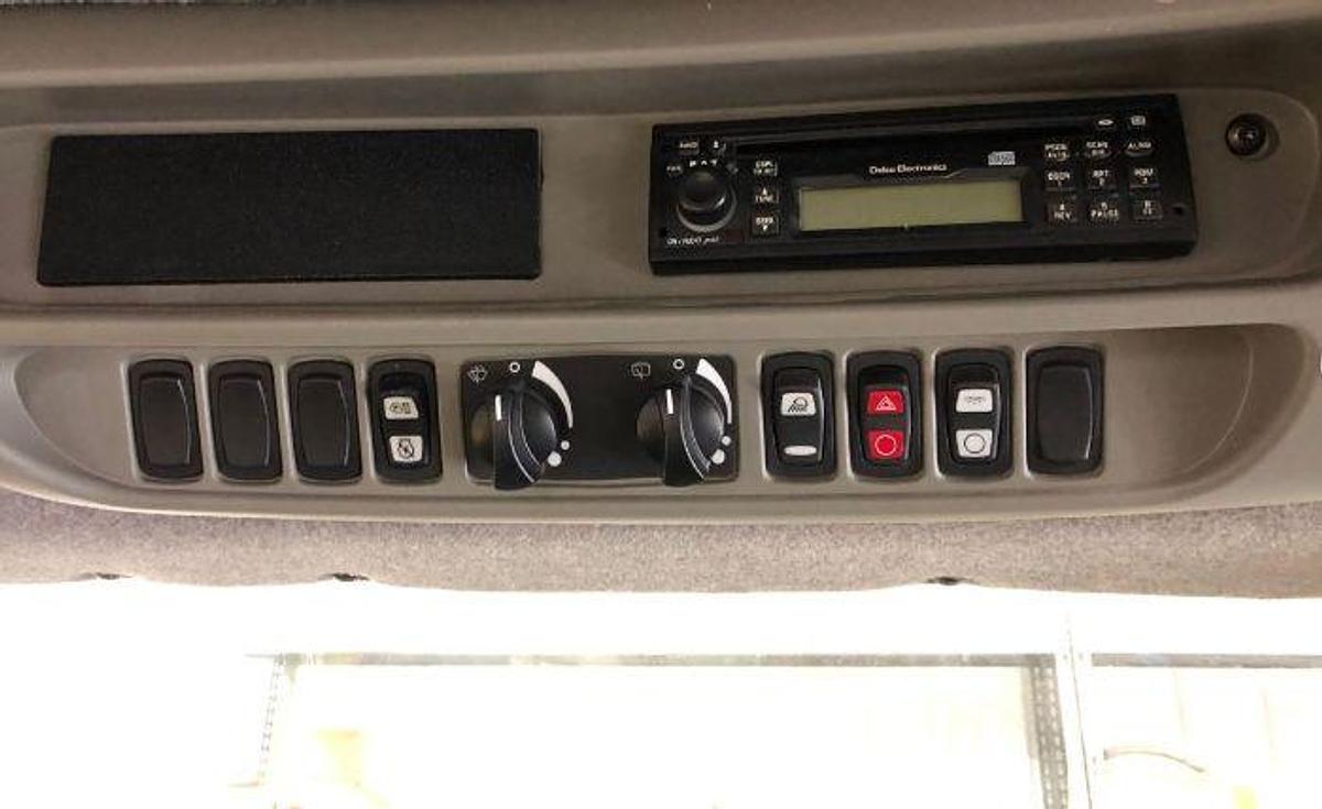 Used 2007 Challenger MT765B