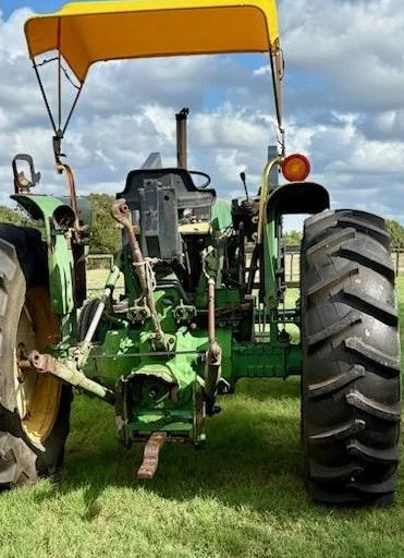 Used 1982 John Deere 2940 Tractor