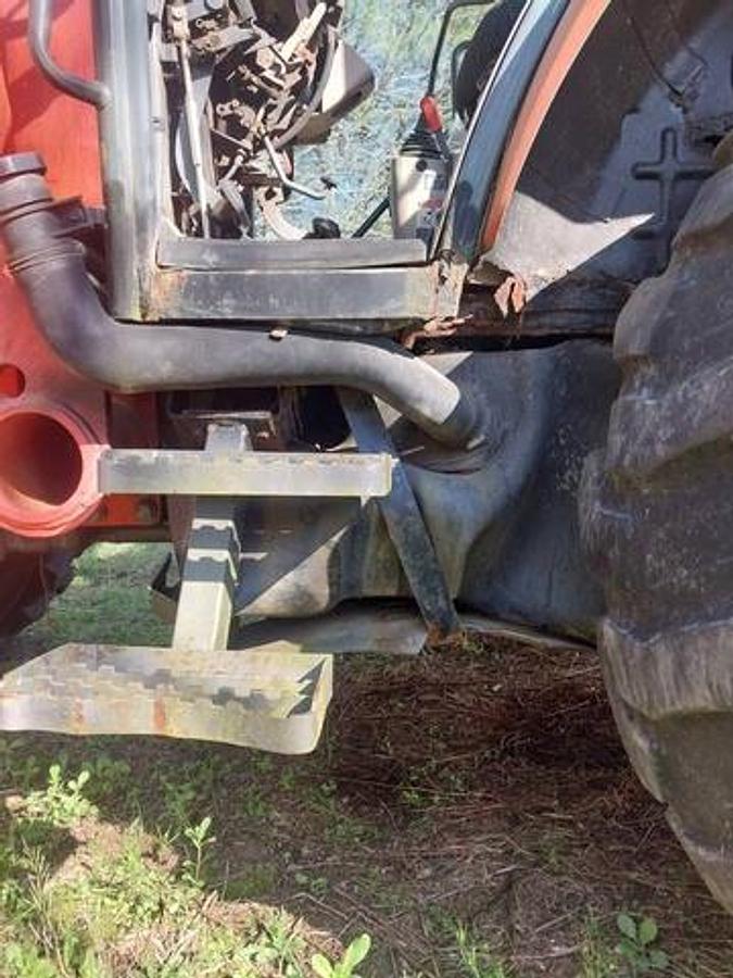 Used 2006 Kubota 7040