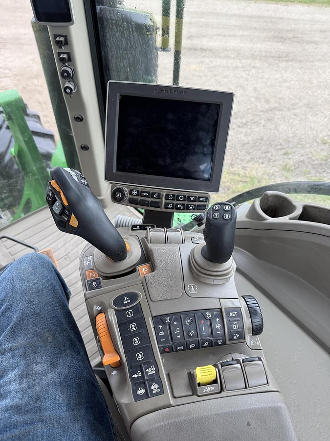 Used 2022 John Deere 7R 230 with 700R Loader